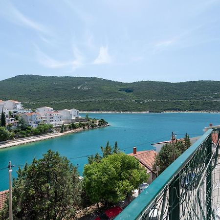 Apartman Vito Neum Exterior photo