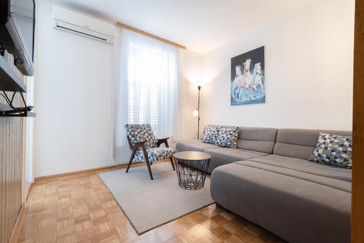 Apartman Vito Neum Exterior photo